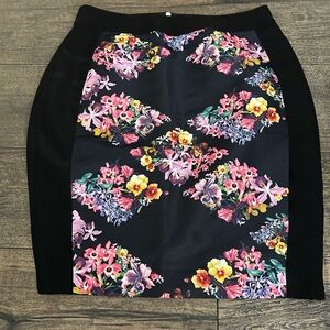 Ted Baker size 4 (10) Floral‎ Print Women's Skirt